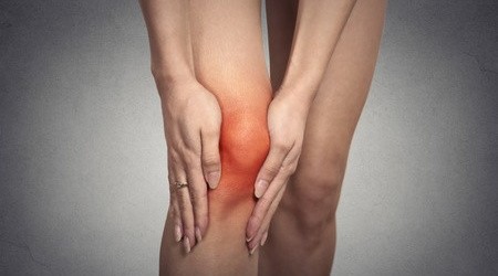 Mi okozza az ízületek duzzanatát? | TermészetGyógyász Magazin